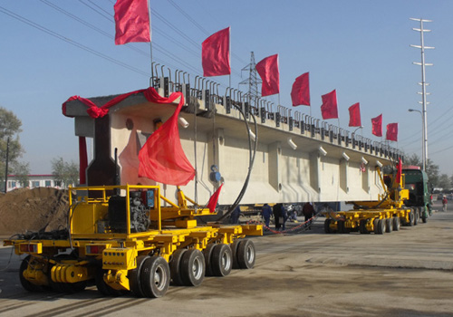 Mesa giratoria con remolque de plataforma