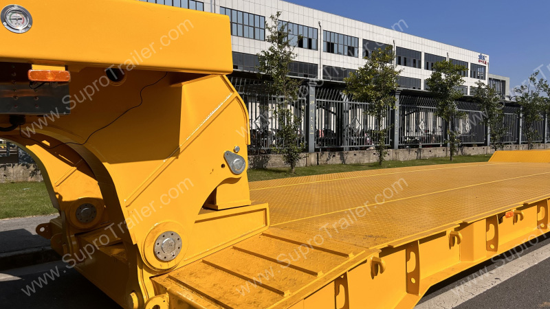 detachable gooseneck lowbed trailer
