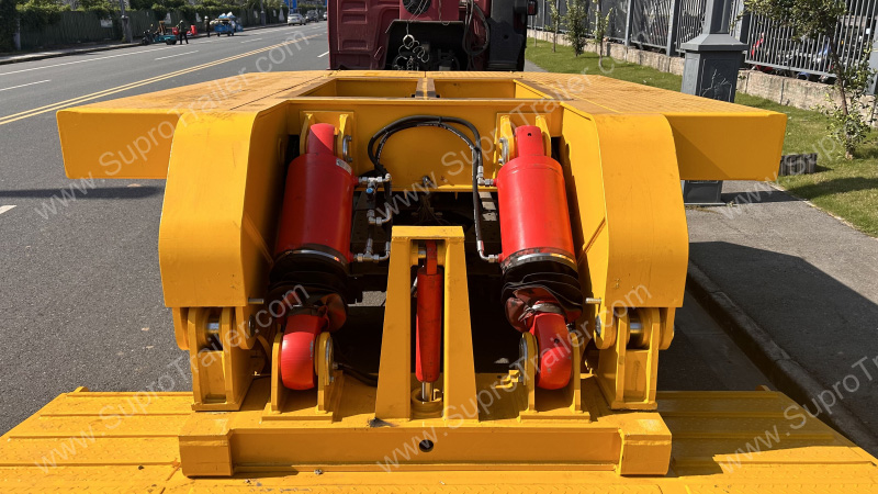 detachable gooseneck lowbed trailer