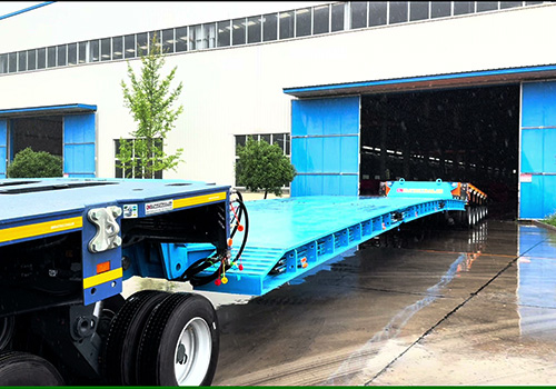 Plataforma rebajada con cabezal desmontable, Plataformas de 5+5+5m, Carga de 200 toneladas