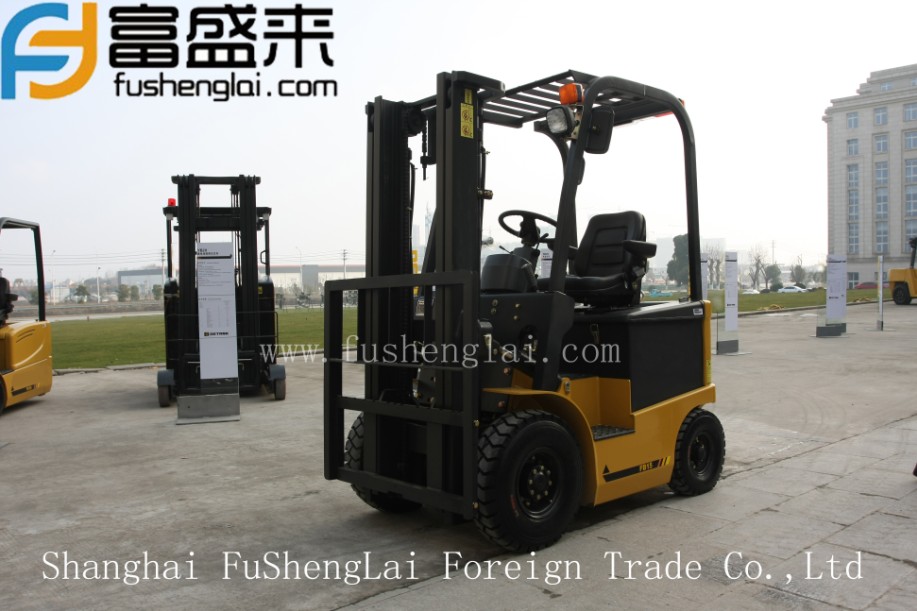 Electric forklift 