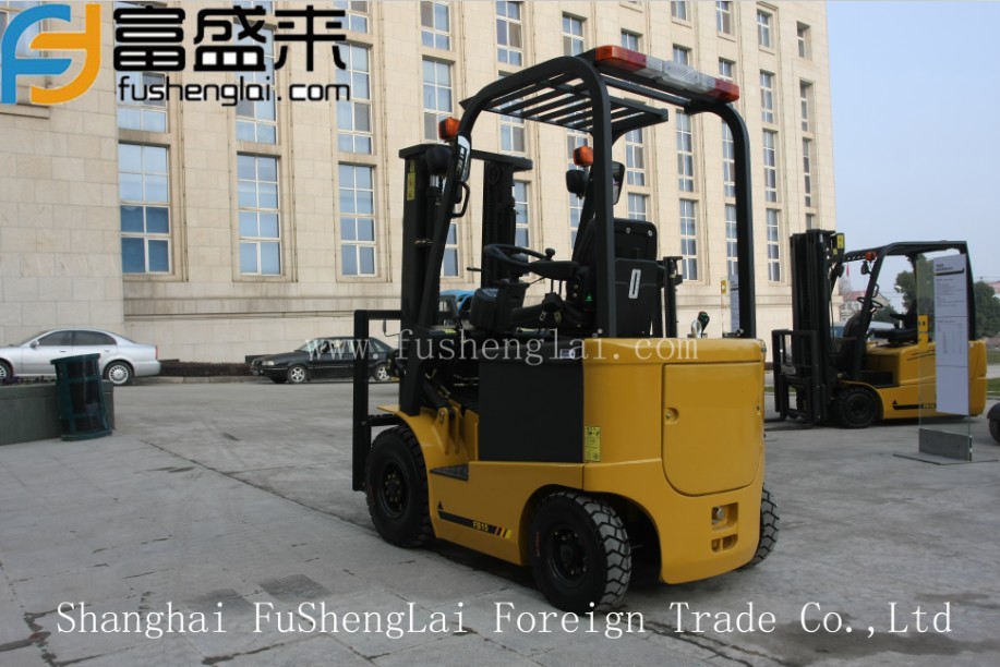 Electric forklift 