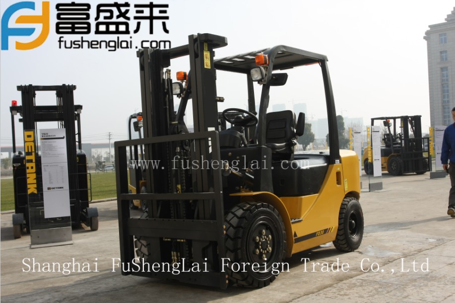 Gas Forklift 