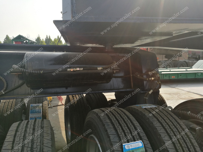 hydraulic gooseneck trailer