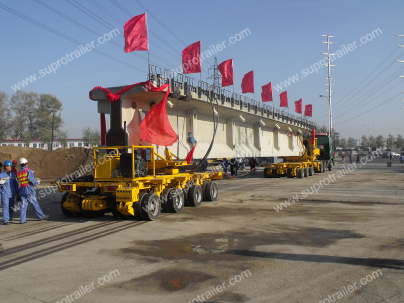 turntable with hydraulic modular trailer