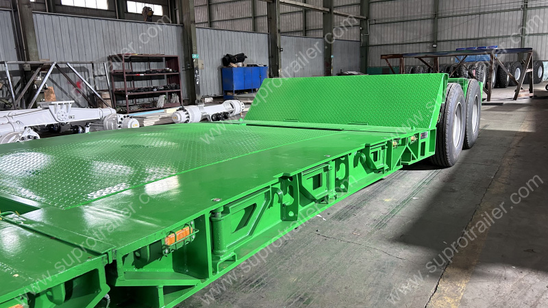 Hydraulic gooseneck low bed trailer