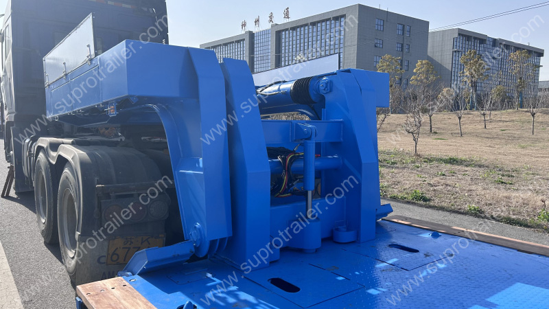 3 Steering Axles, Air Suspension, Detachable Hydraulic Gooseneck Lowbed Trailer