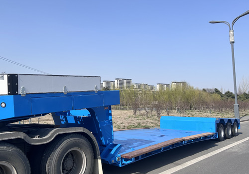 Automatic Steering & Detachable Gooseneck Trailer