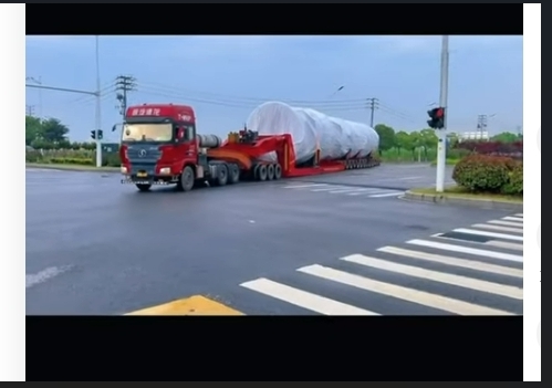 Can hydraulic modular trailer at the back still steer?