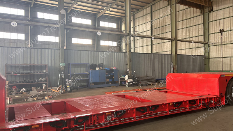 width adjustable low bed trailer