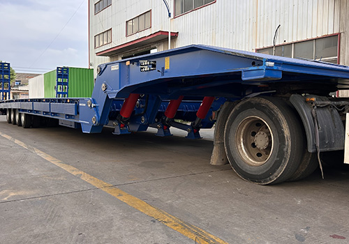 Folding Gooseneck Trailer Operatioin - France